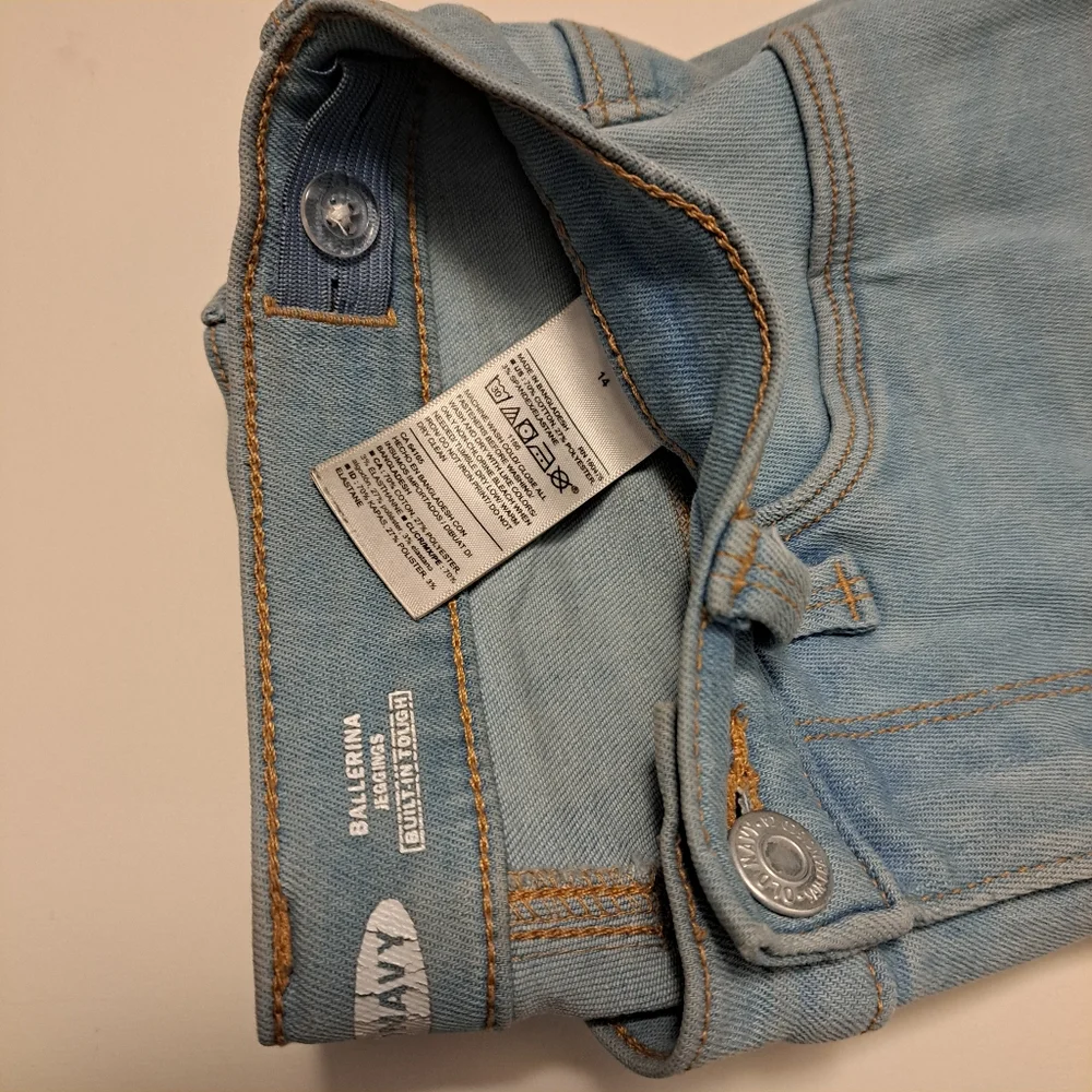 Old Navy Kids Light Blue Distressed Hem Ballerina Jeggings Girl's Jeans Size 14
